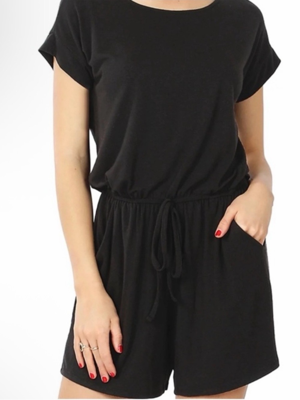 Zenana Outfitters Size Large Black Short-Sleeve Drawstring Romper